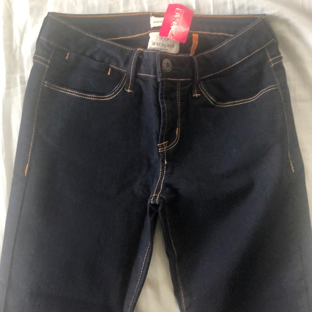 A’gaci Sneek Peak stretching jeans!